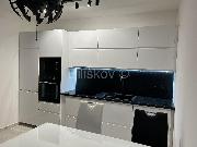   , , mala slika 2