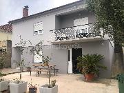   , , mala slika 2