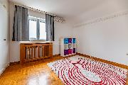   , , mala slika 12