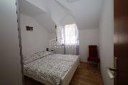   , , mala slika 18
