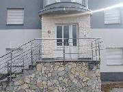   , , mala slika 9