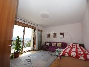   , , mala slika 9